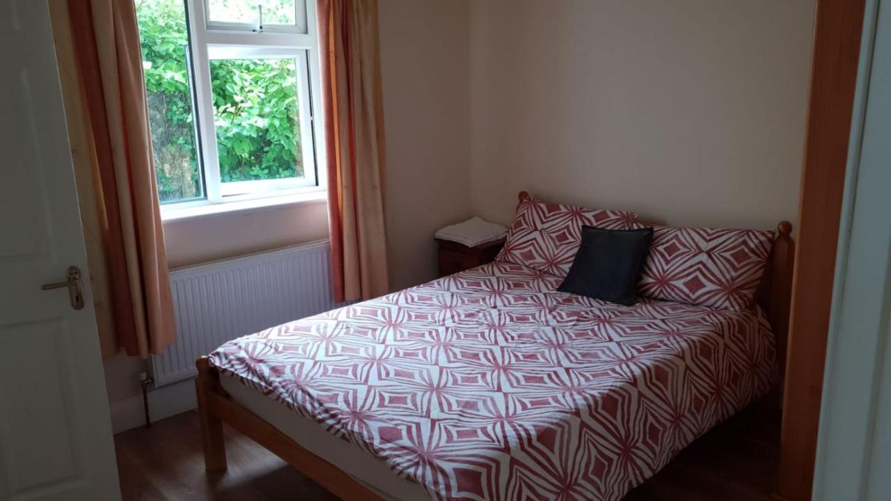 Double Rooms & Twin Rooms Rahoon Голуэй Экстерьер фото