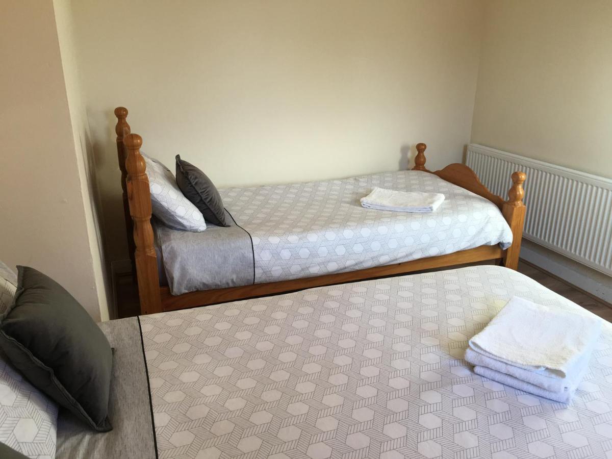 Double Rooms & Twin Rooms Rahoon Голуэй Экстерьер фото