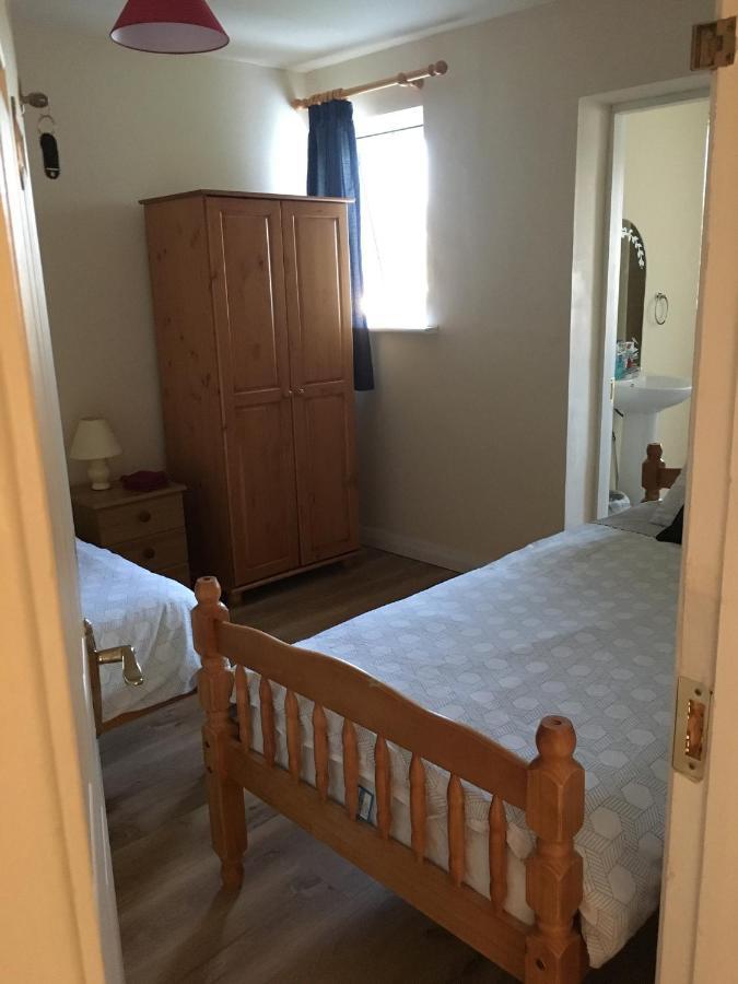 Double Rooms & Twin Rooms Rahoon Голуэй Экстерьер фото