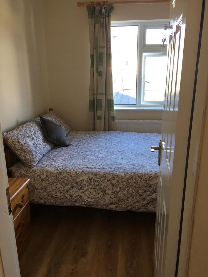 Double Rooms & Twin Rooms Rahoon Голуэй Экстерьер фото