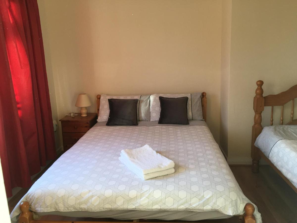Double Rooms & Twin Rooms Rahoon Голуэй Экстерьер фото