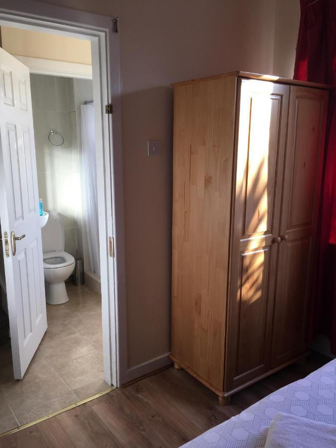 Double Rooms & Twin Rooms Rahoon Голуэй Экстерьер фото