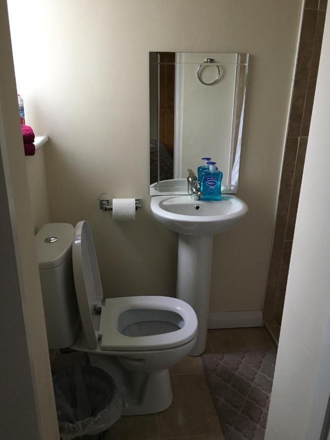 Double Rooms & Twin Rooms Rahoon Голуэй Экстерьер фото